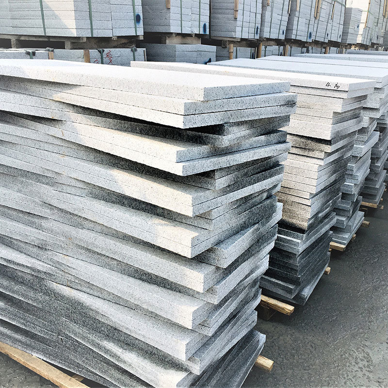 灰色路(lù)沿花(huā)崗石